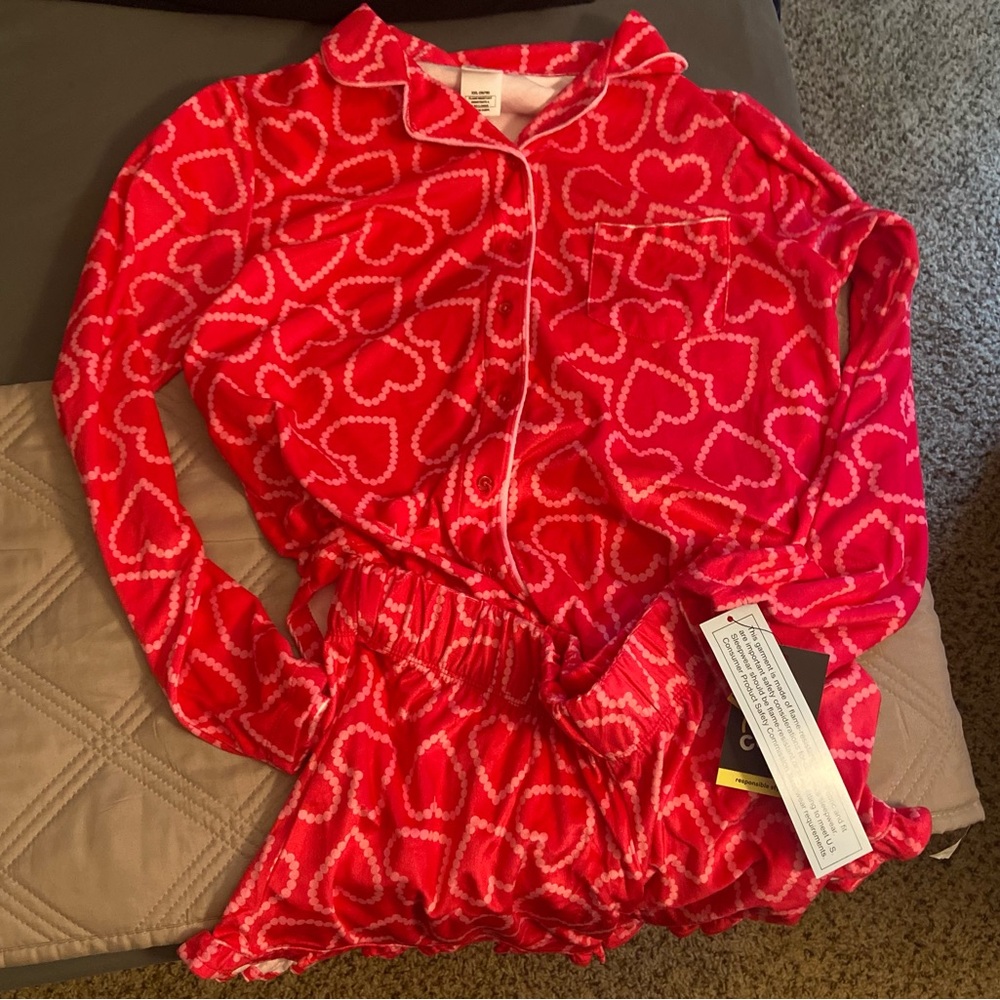 Class Club Red Heart Pajama Set